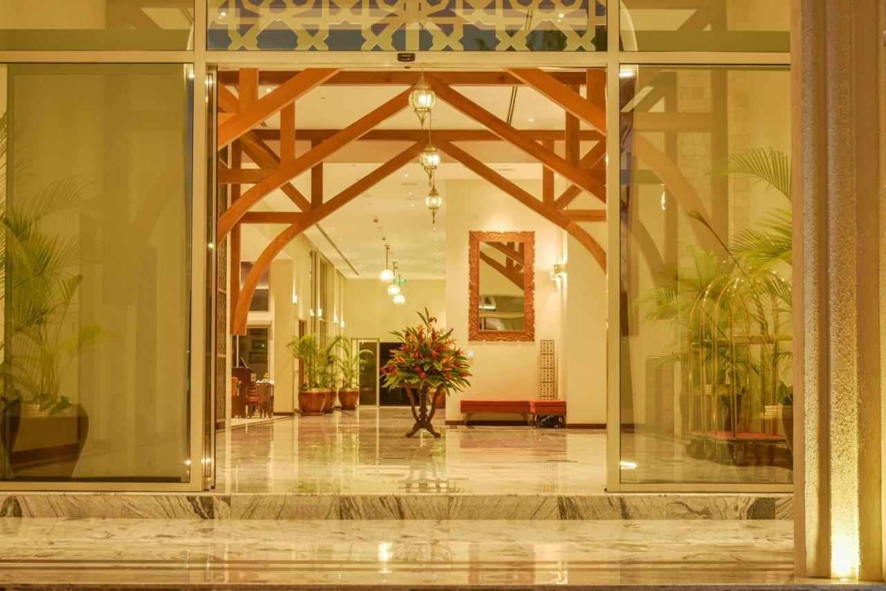 Golden Tulip Zanzibar Airport Hotel & Spa Экстерьер фото